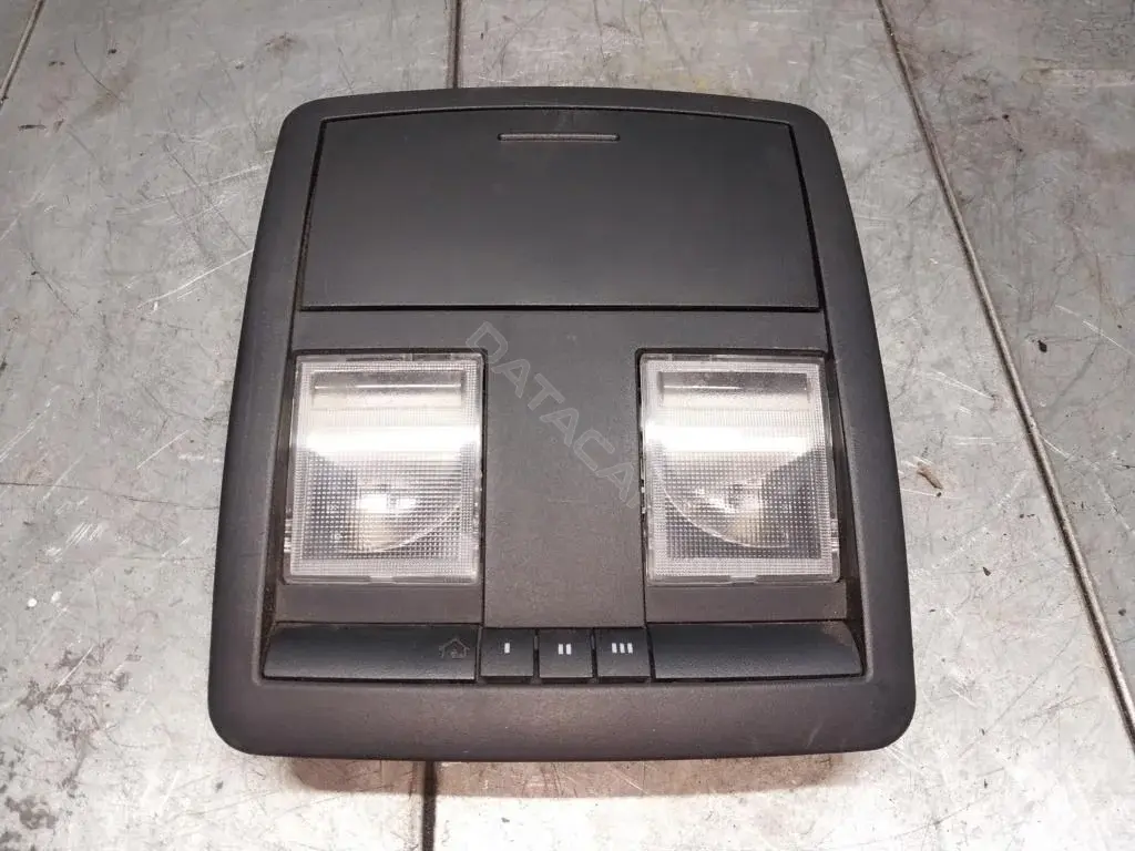 Плафон освещения салона 1AR29DX9AB, 5QT76TRMAB