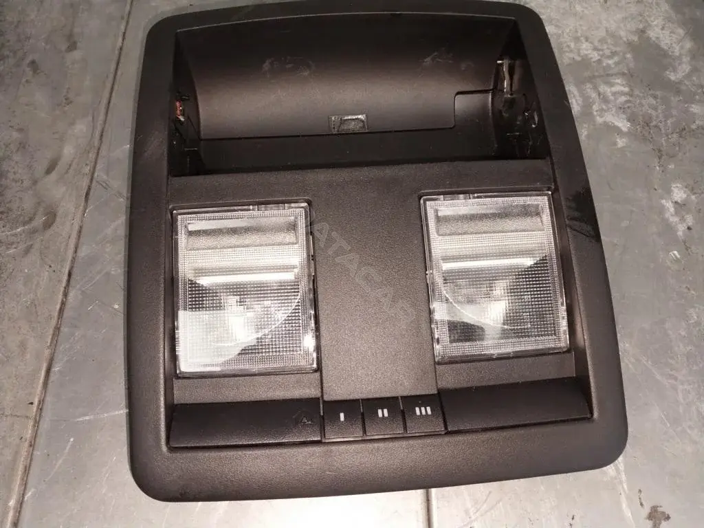 Плафон освещения салона 1AR29DX9AB, 5QT76TRMAB