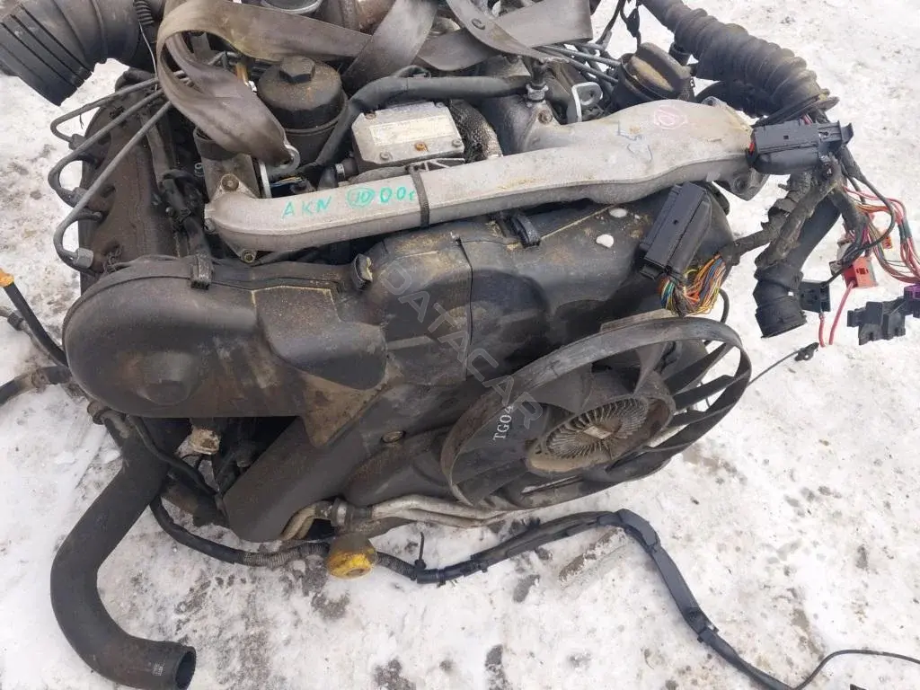 Двигатель в сборе AKN