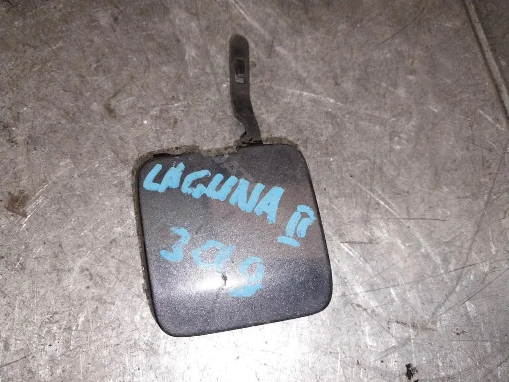 Решетка бампера / заглушка 000009687