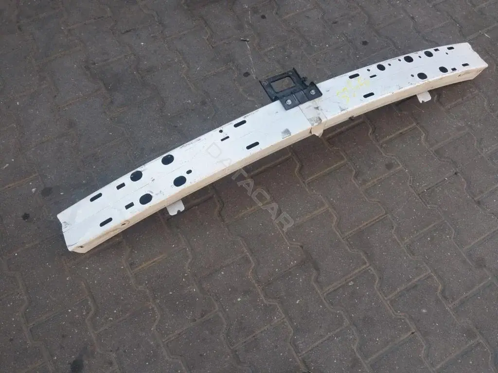 Усилитель бампера 68100209AF
