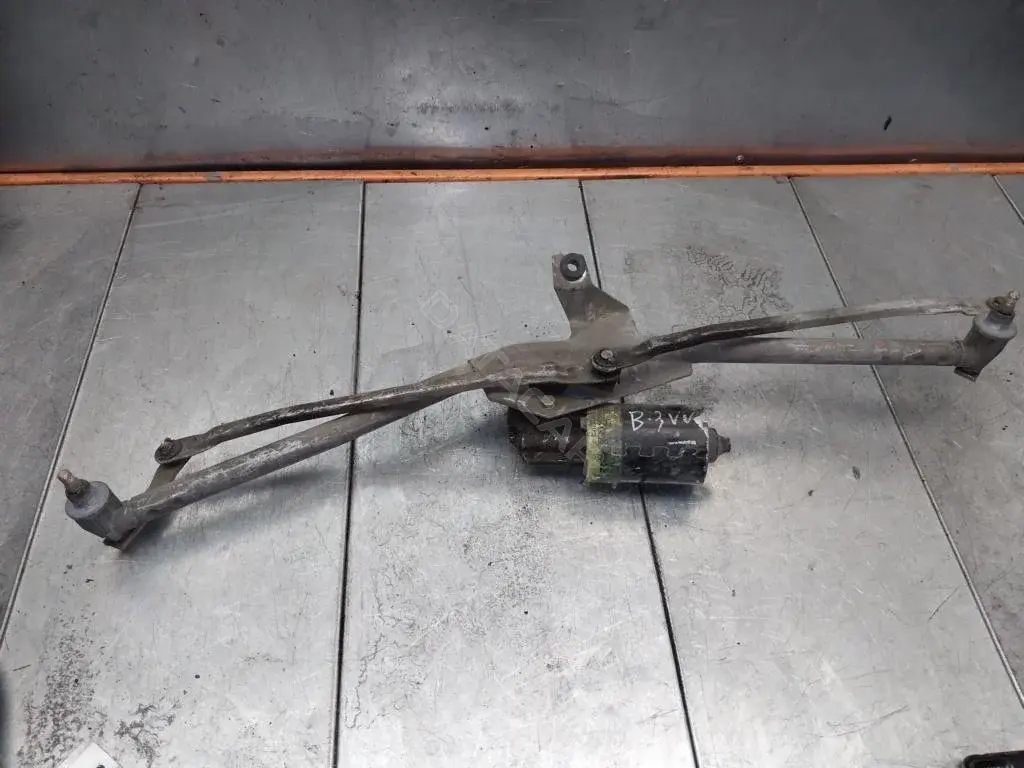 Трапеция стеклоочистителя 357955113, 357955605