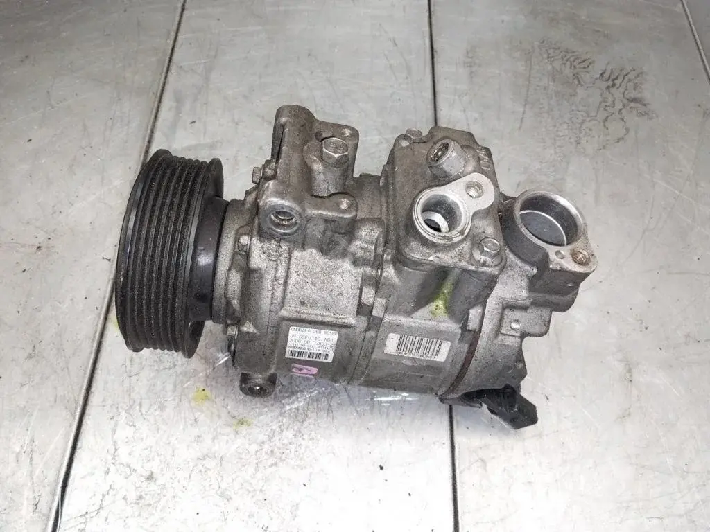 Компрессор кондиционера 6SEU14C, 8E0260805BP