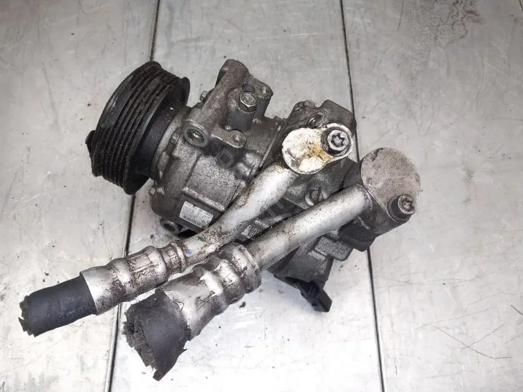 Компрессор кондиционера 4F0260805AE, 6SEU14C