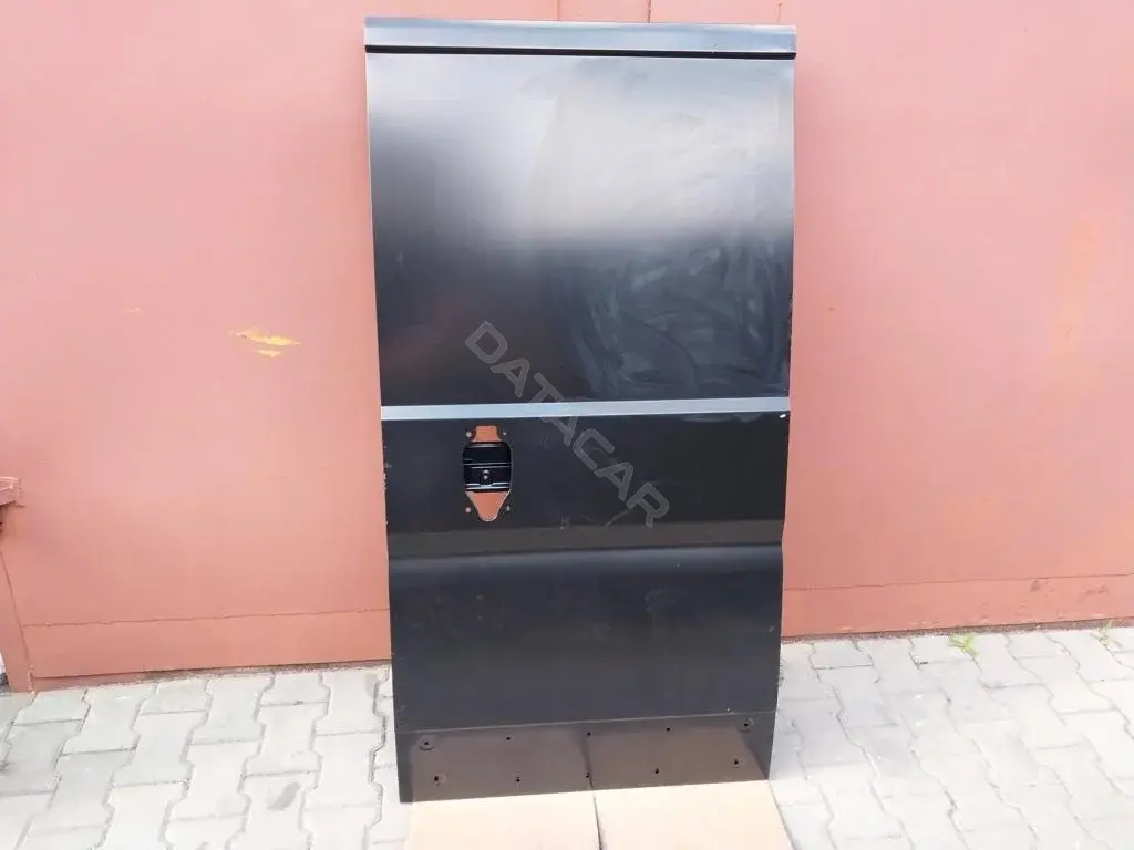 Дверь 46858572, 68172504AF