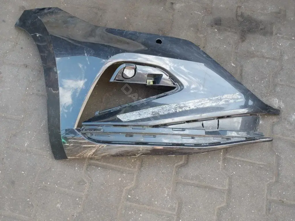 Передний бампер 3G8807014