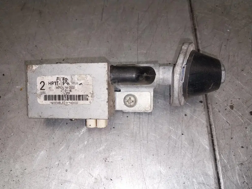Антенна HR3T19G461AA