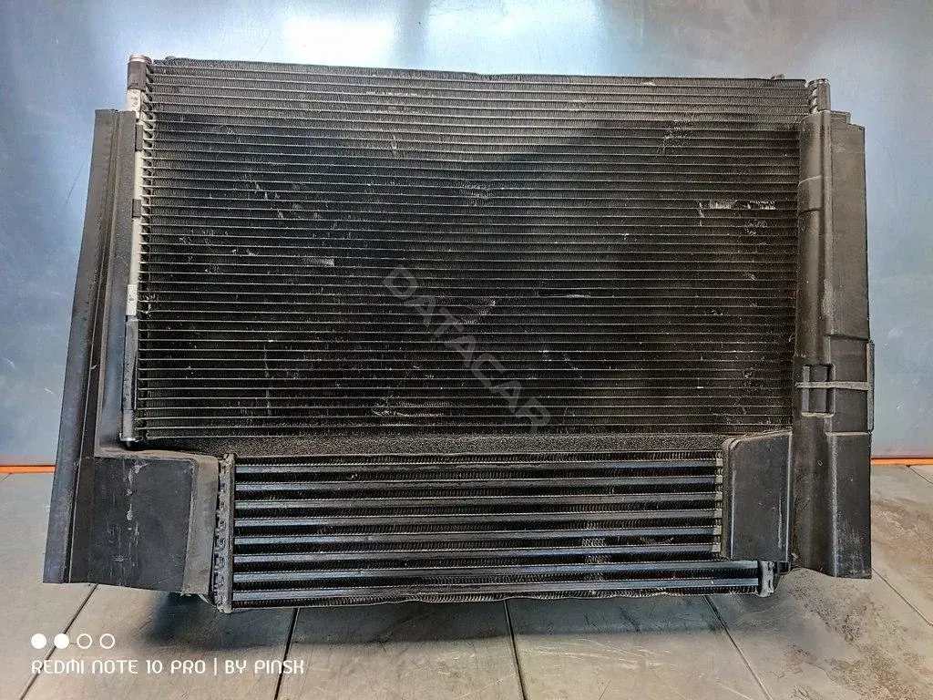 Радиатор охлаждения FR338005DJ, FR378005H