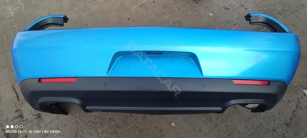 Задний бампер 68532748AA