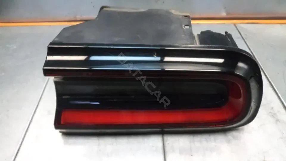 Задние фонари 68510770AA