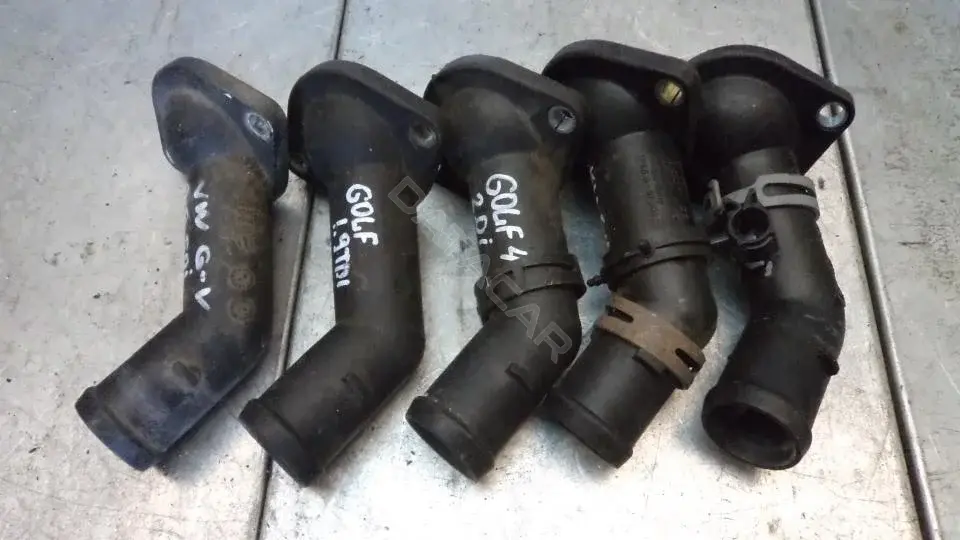 Корпус термостата 038121121D