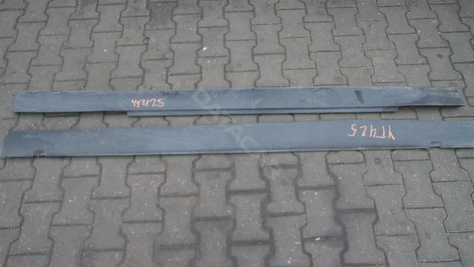 Накладка на порог 68185192AG