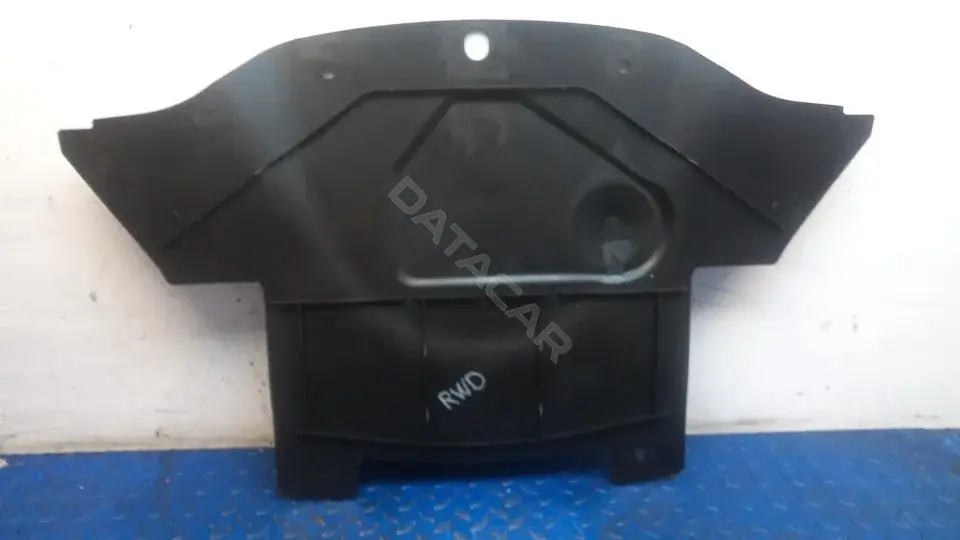 Защита двигателя 68214815AA