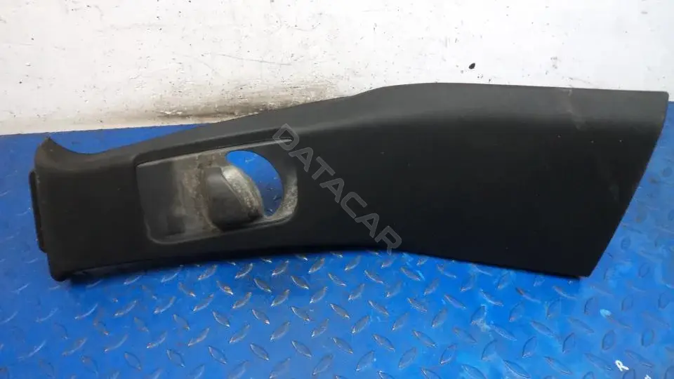 Пластик салона 1KL29DX9AI