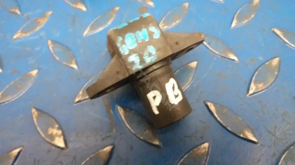 Датчик распредвала A0031539128