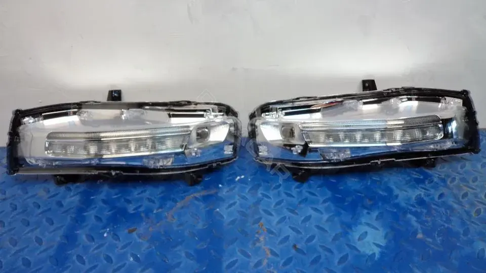 Противотуманные фары JR3B13200B