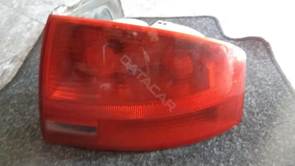 Задние фонари 8E5945096A