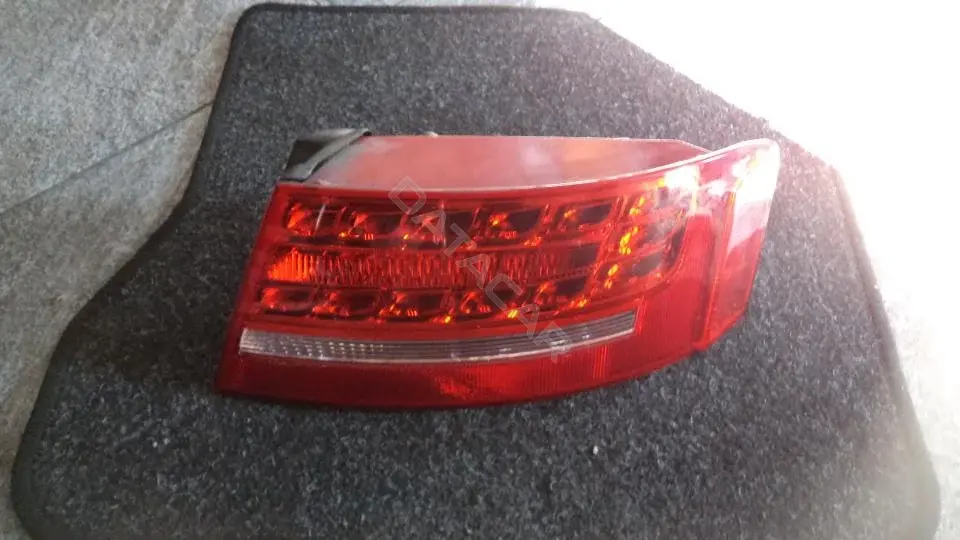 Задние фонари 8T0945096D