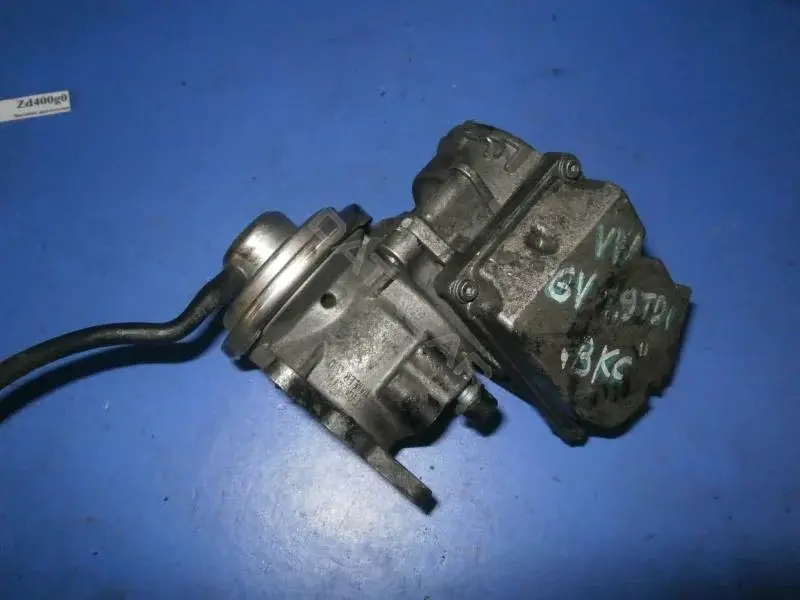 Дроссельная заслонка 03G128063