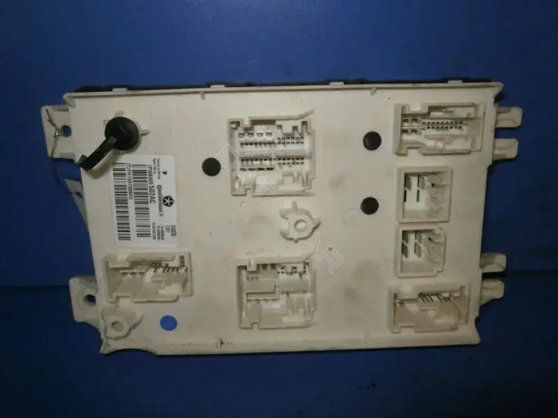 Блок комфорта 68309502AC