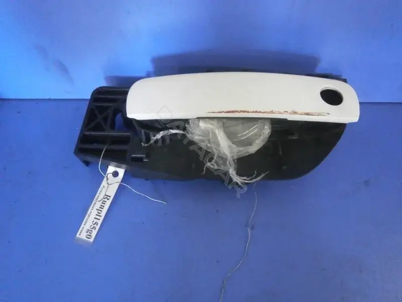 Ручка двери 68066175AH