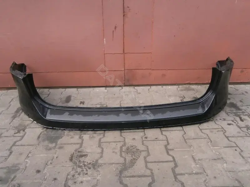 Задний бампер Bz356g0
