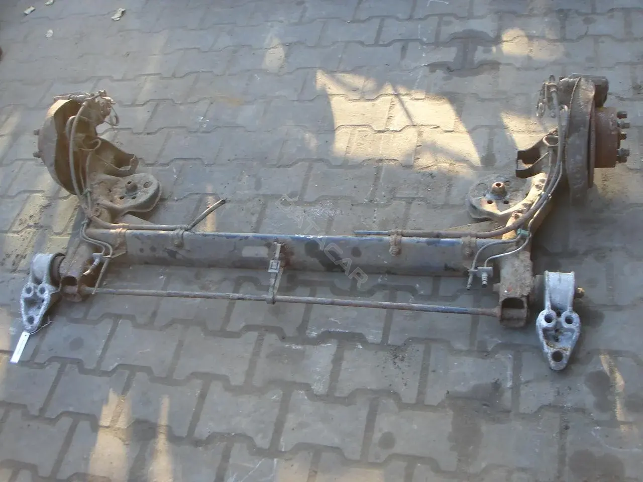 Балка подвески Balpz185g0
