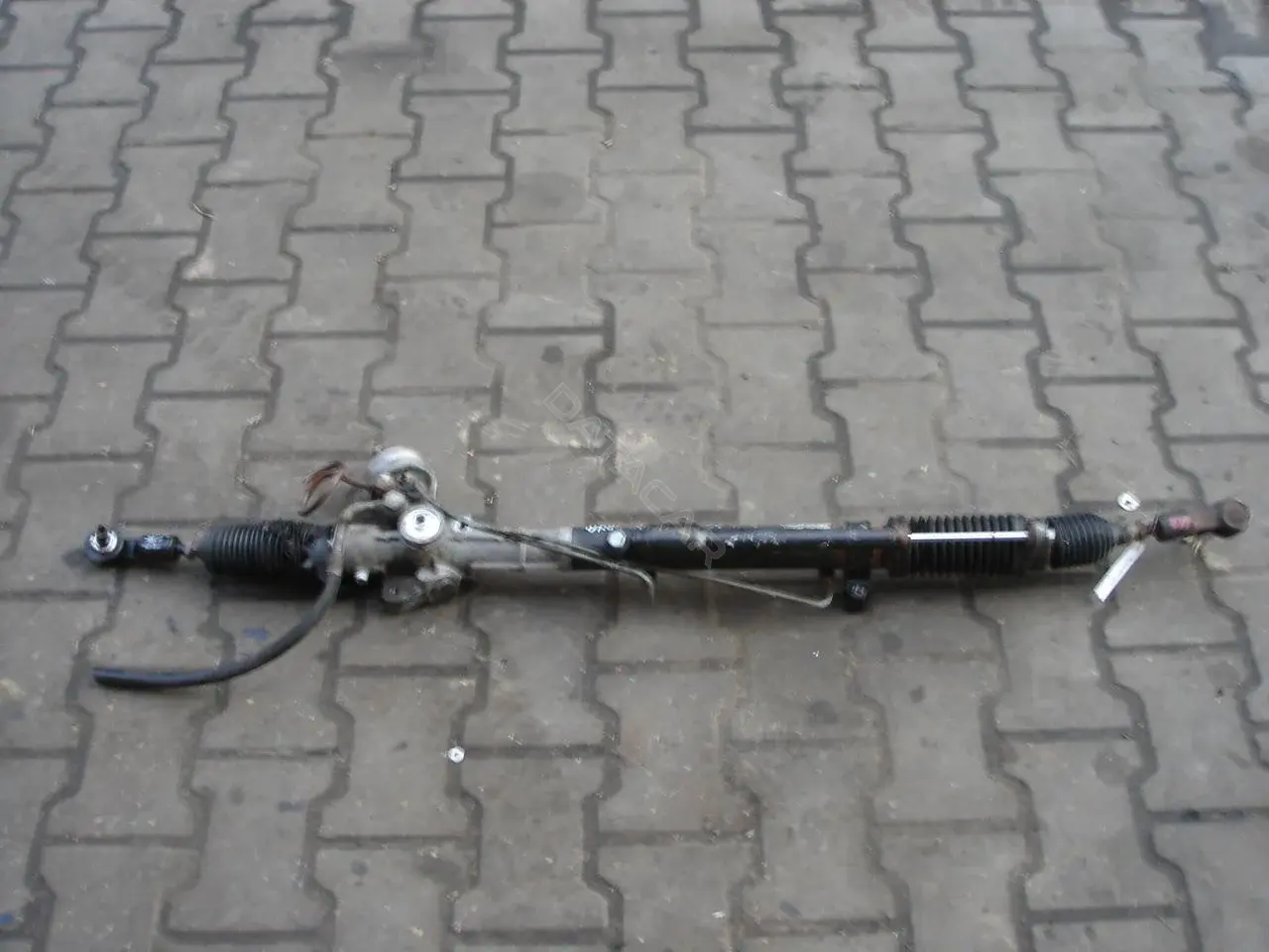 Рулевая рейка 4B1422065R