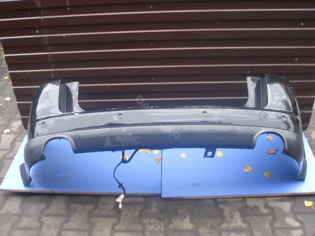 Задний бампер Bz306g0