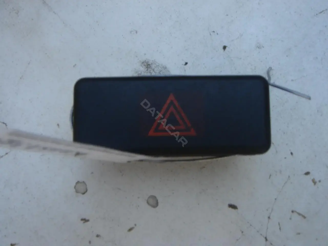Кнопка аварийки 8350947