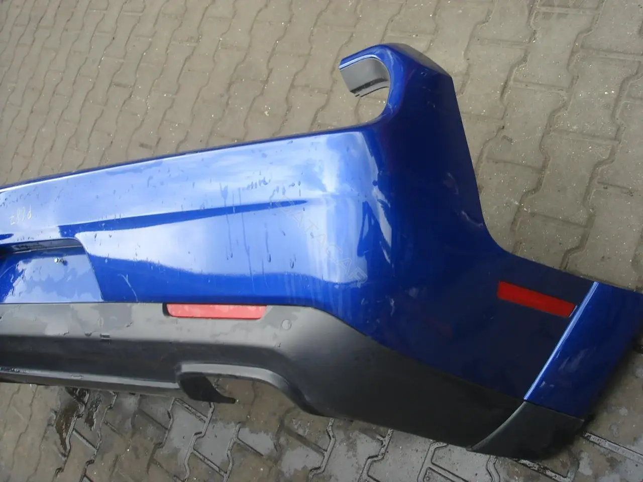Задний бампер Bz281g0
