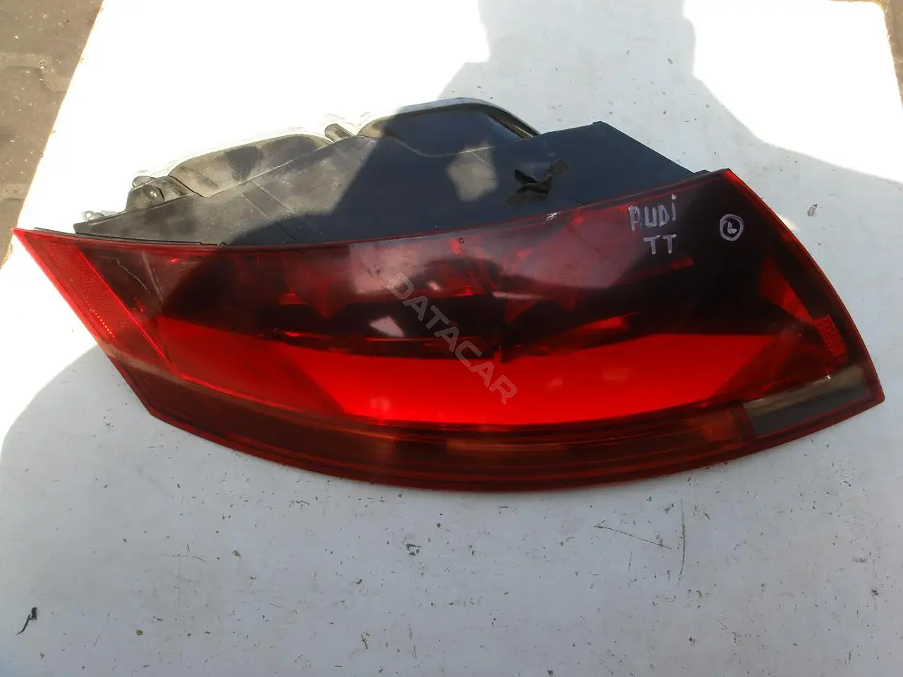 Задние фонари 8J0945095C