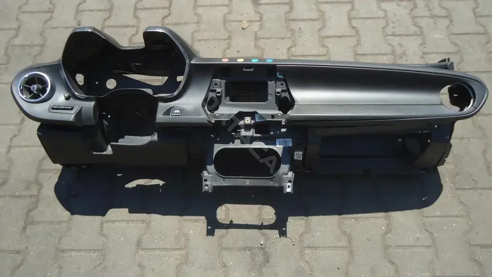 Панель передняя салона (торпедо) Paps33g0