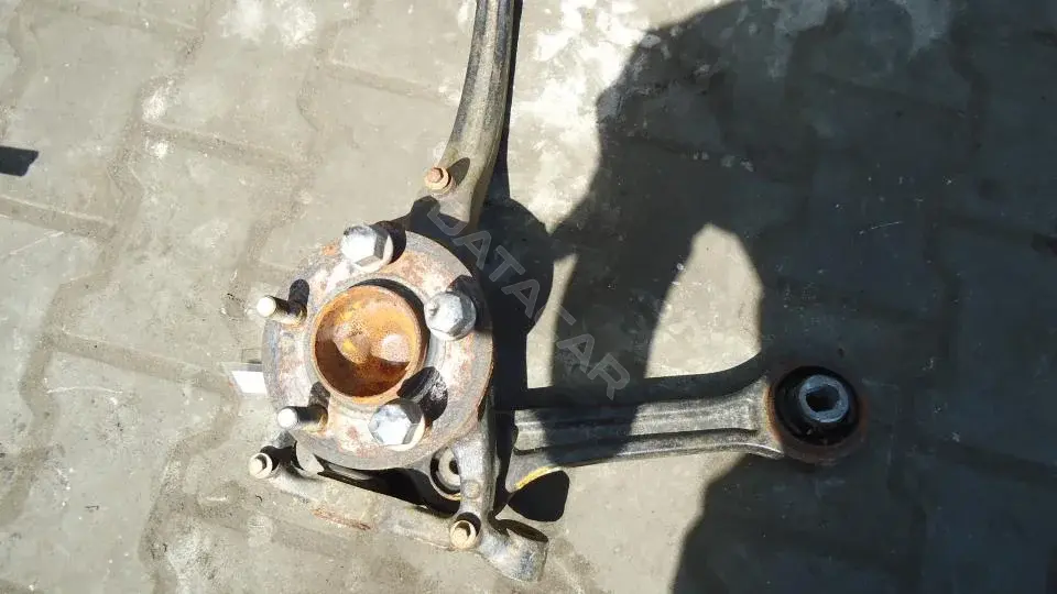Ступица колеса 05168402AD