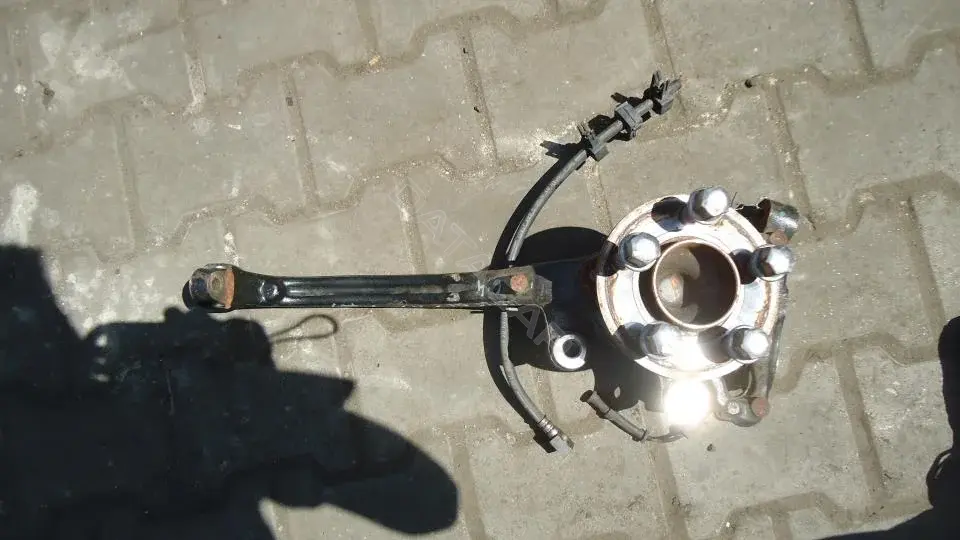 Ступица колеса 05181899AC