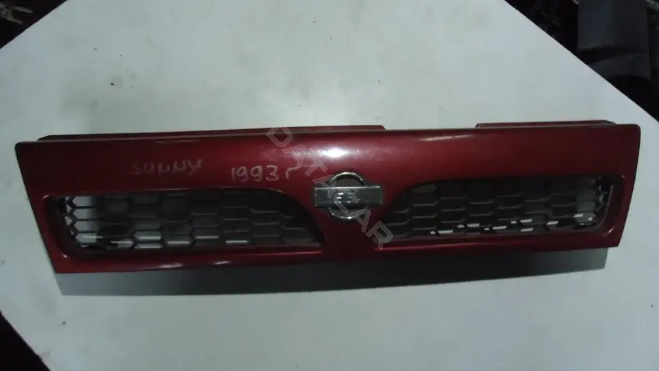 Решетка радиатора Rr77g0