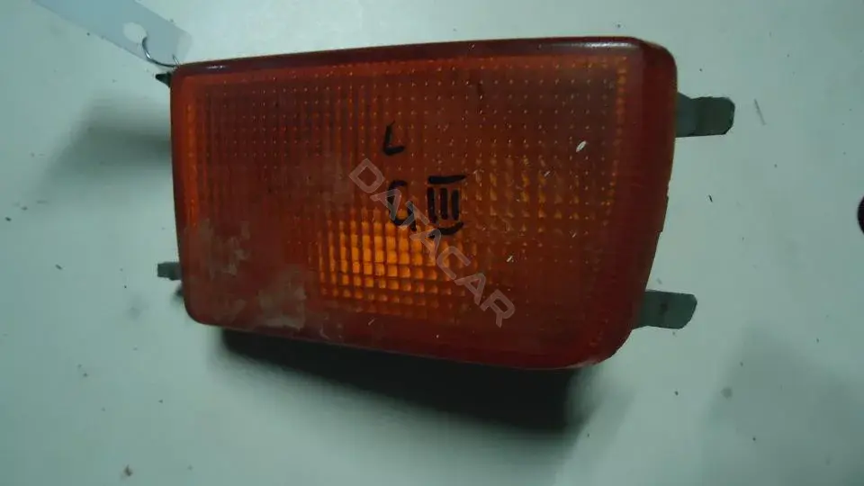 Поворотник 1P0953155C