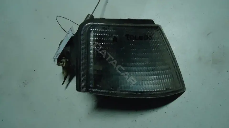 Поворотник 210-61612