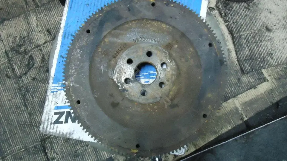 Маховик R90400086