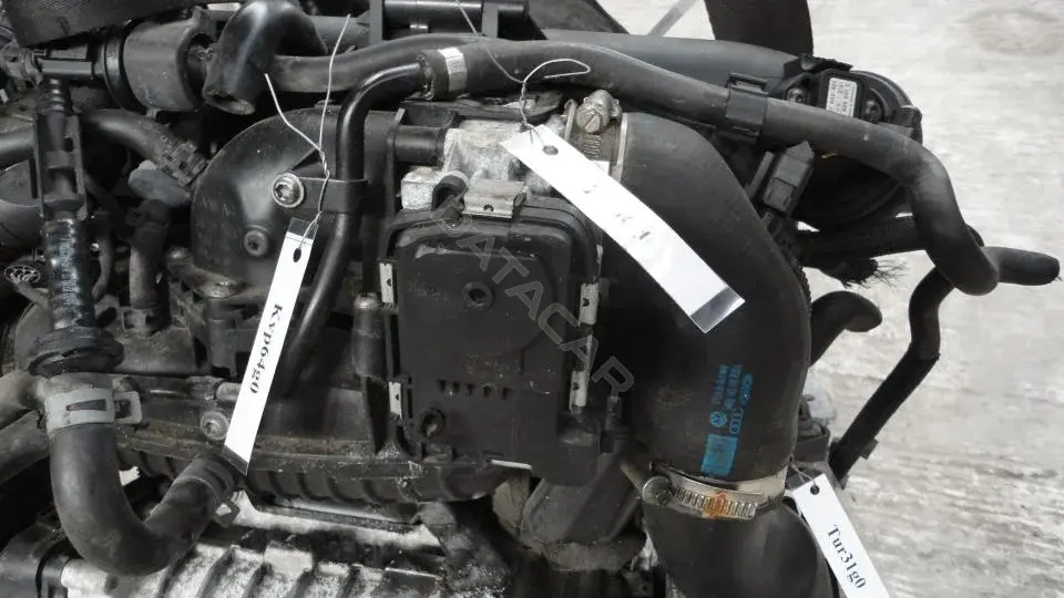 Дроссельная заслонка 03C133062D