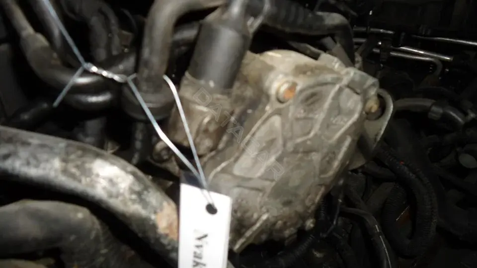 Вакуумный насос 03L145100