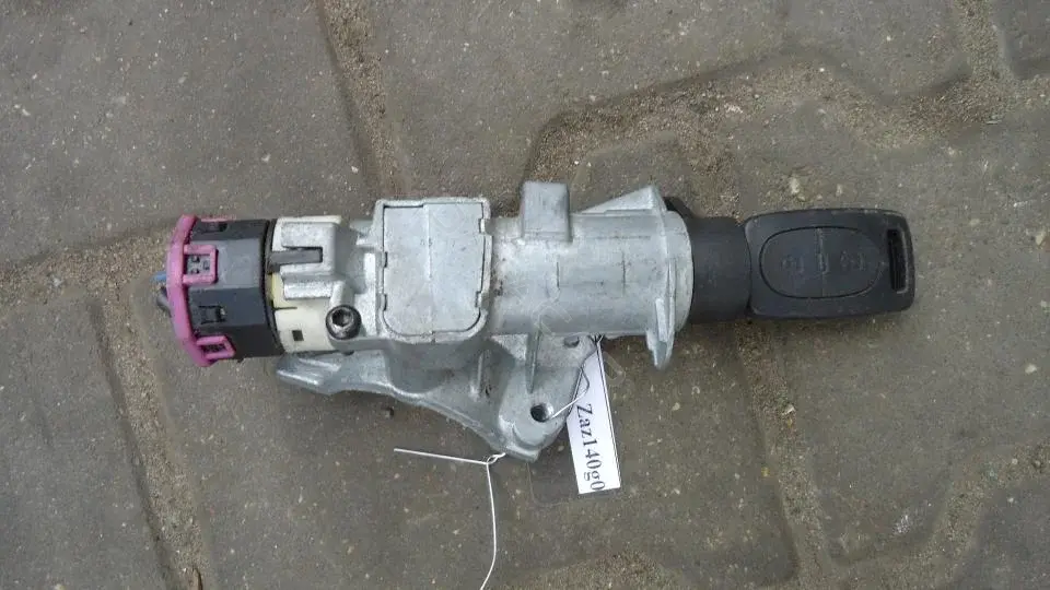 Замок зажигания Zaz140g0