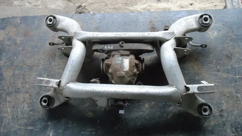 Балка подвески Balpz124g0