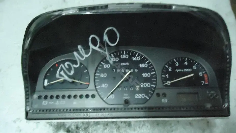 Панель приборов 1L0919033EC3ZY
