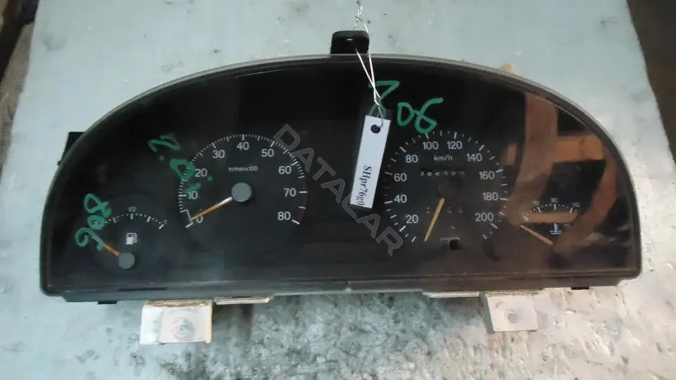 Панель приборов SHpr76g0