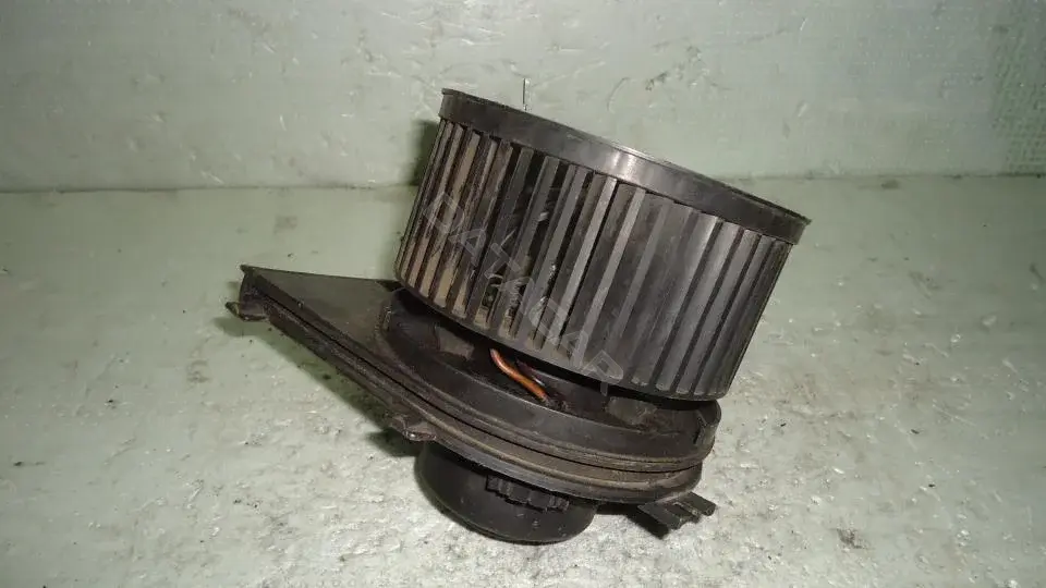 Моторчик печки Mp260g3