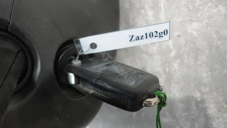 Замок зажигания Zaz102g0
