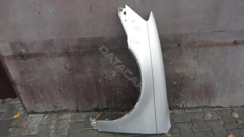 Крыло переднее Kpl410g0