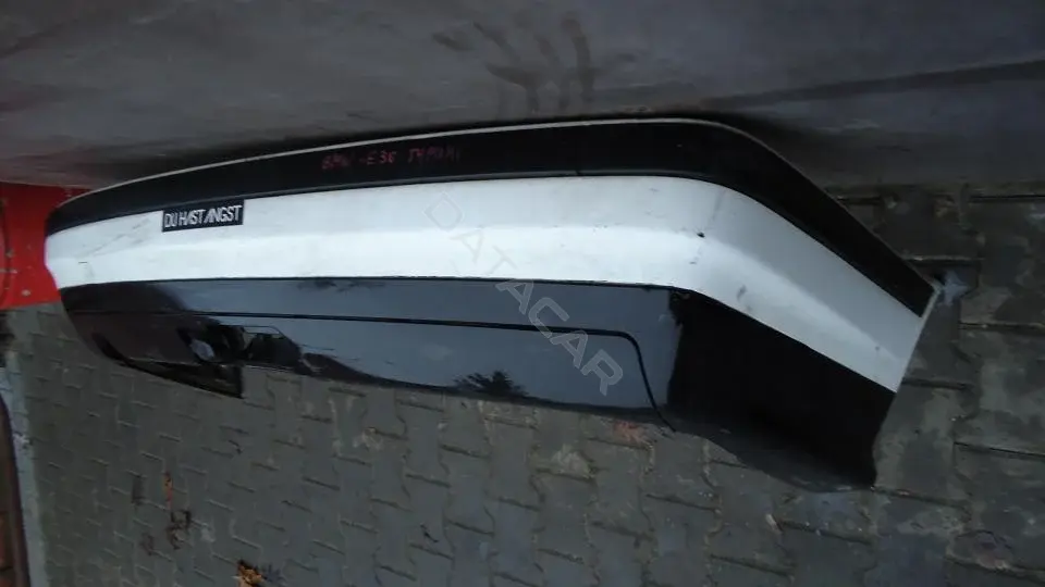 Задний бампер Bz254g0