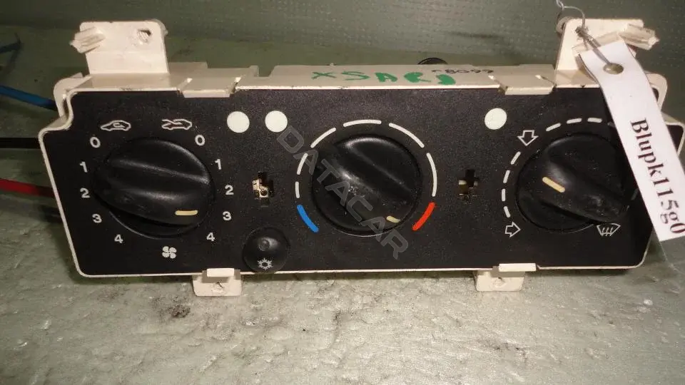 Блок управления климат-контролем 98G99